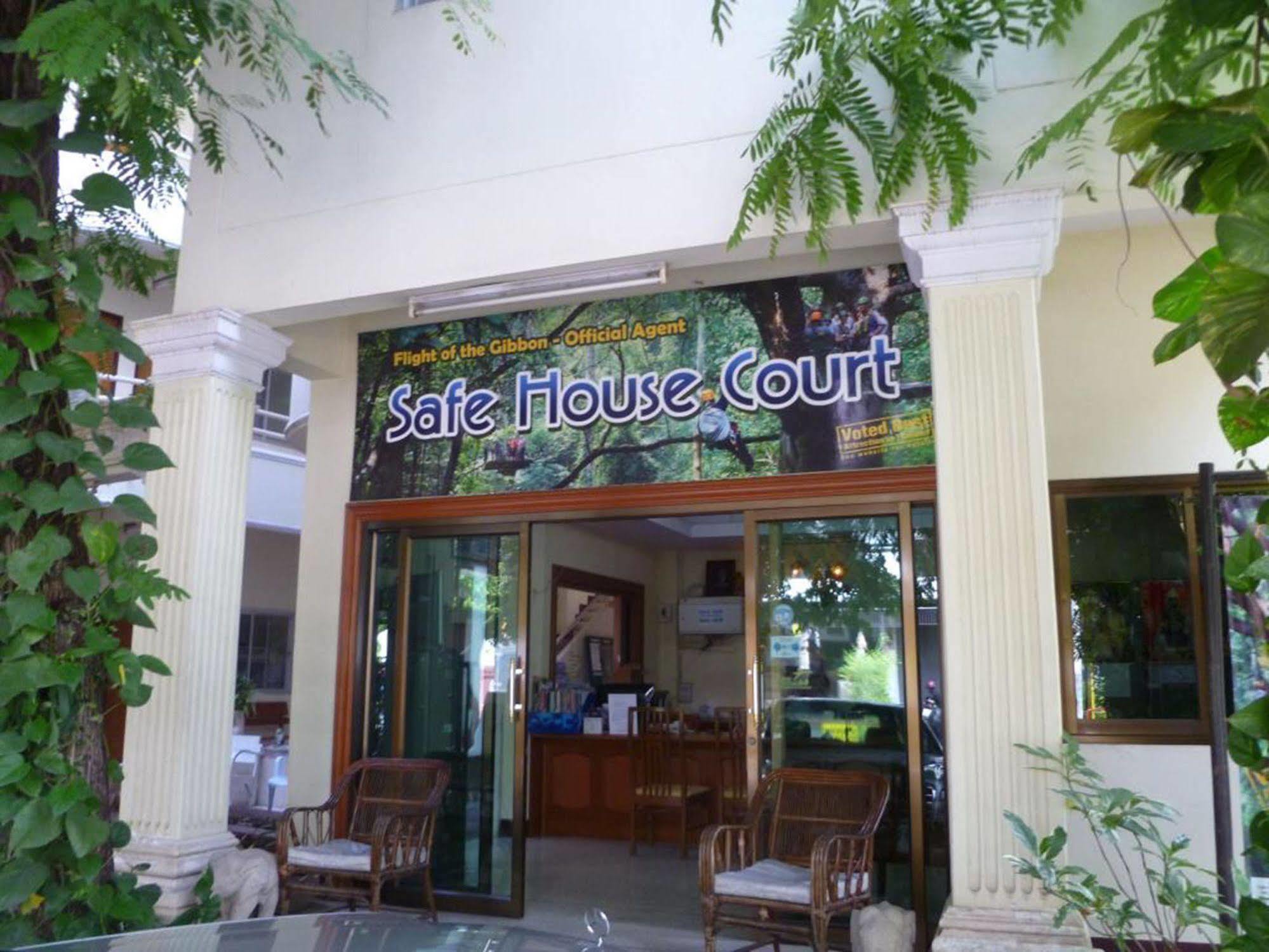 Safe House Court Hotel Chiang Mai Exterior photo