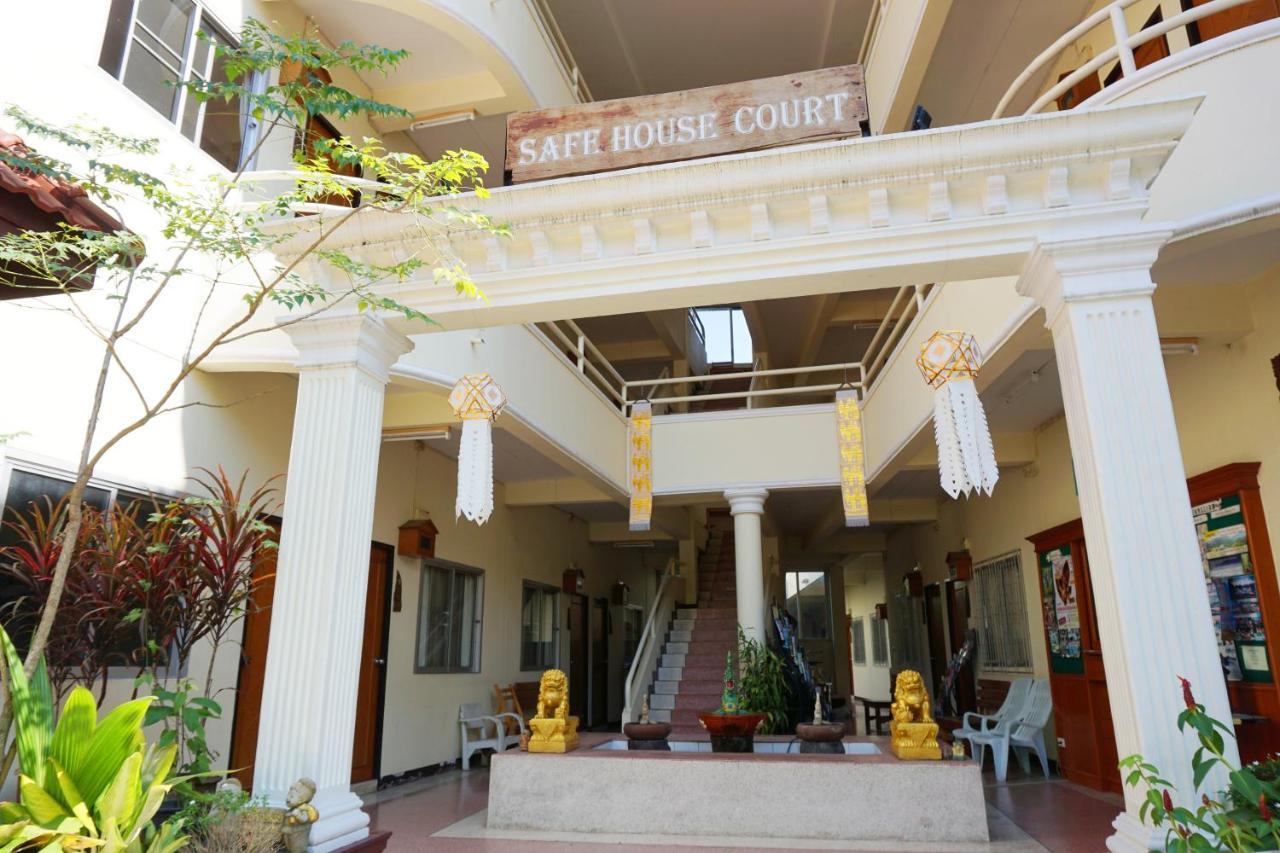 Safe House Court Hotel Chiang Mai Exterior photo